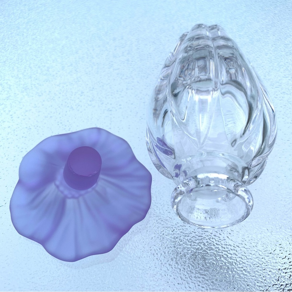 Mikasa Crystal Purple Flower Stopper Perfume Bottle - Picture 8 of 9